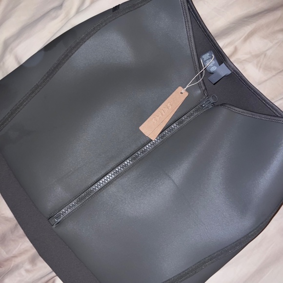 SCUBA SKIMS MINI SKIRT - Picture 2 of 2